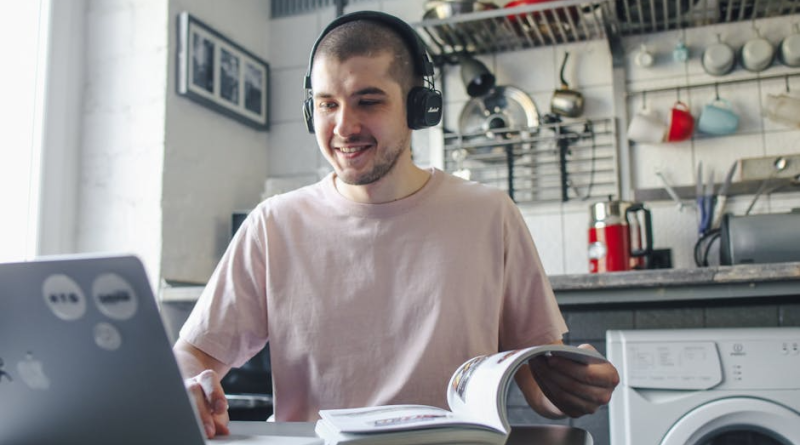 Options d'études et de carrière après le bac en Corse : guide pratique