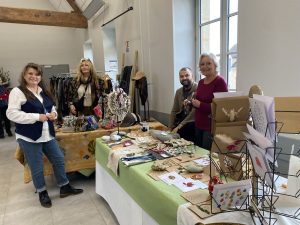 À Saint-Germain-des-Grois, le marché de Noël attire trois fois plus de visiteurs cette année