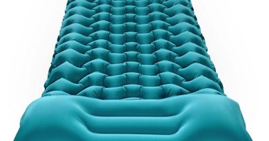 AKSOUL Matelas Pneumatique De Camping Auto-Gonflant: Grand Matelas Gonflable Extérieur Ultra-Léger Épais, Auto-Gonflable Matelas D&rsquo;Isolation Thermique Pliable pour Tente Trekking Plage – Pourquoi ce produit mérite votre attention