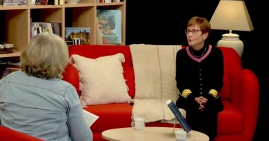 7àLire : Catherine Faure