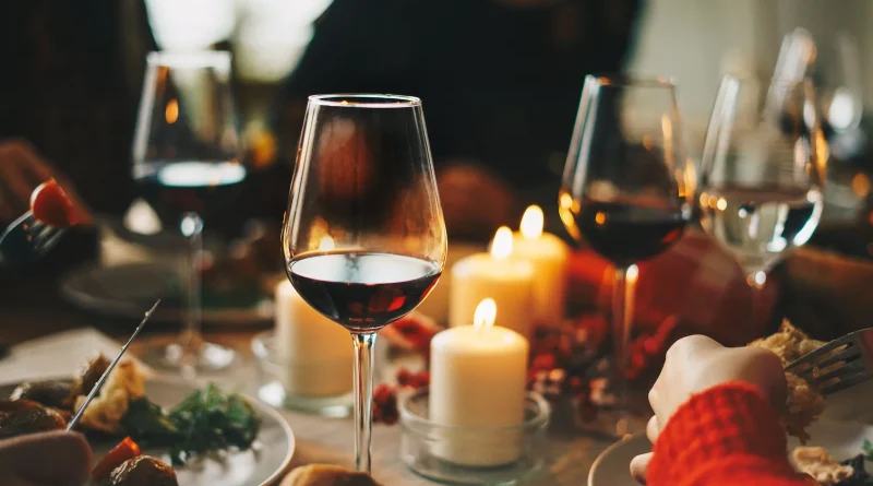 Six vins à découvrir pour accompagner vos repas de Fêtes