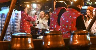 Noël à Kiev : les réalités paradoxales d'une célébration en temps de guerre