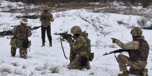 Guerre en Ukraine : l'armée ukrainienne dément la perte de Myrnograd et Houliaïpolé face à la Russie