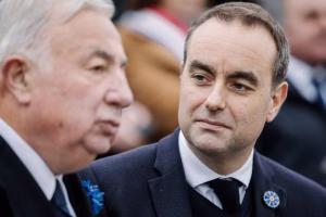 Le Sénat relance le débat sur une taxe pour financer les infrastructures numériques des géants du Net.