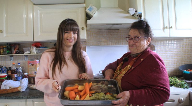 À 73 ans, Éliane cartonne sur les réseaux sociaux avec ses recettes maraîchines de Vendée !