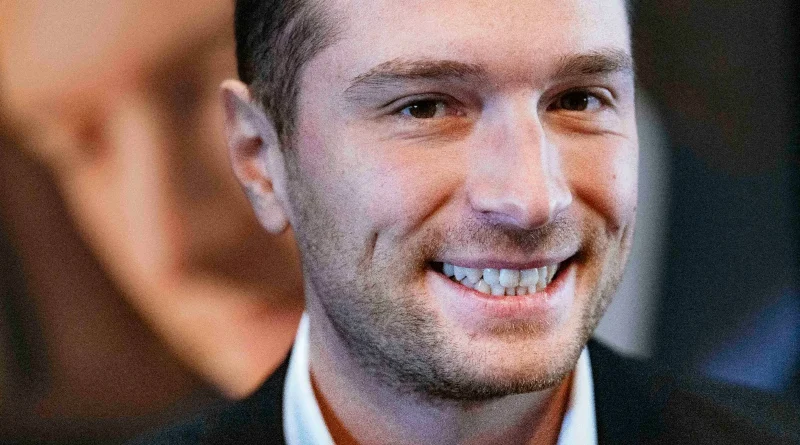 Jordan Bardella au cœur d'une plainte pour son média training financé par le Parlement européen
