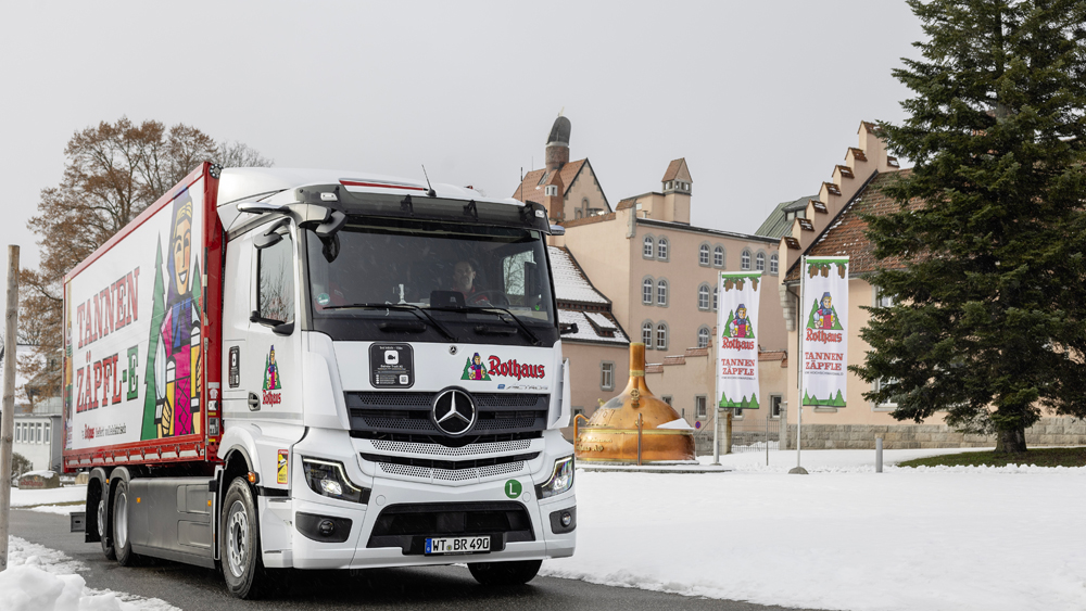 Camion porteur électrique Mercedes eActros 600 pour la brasserie Rothaus