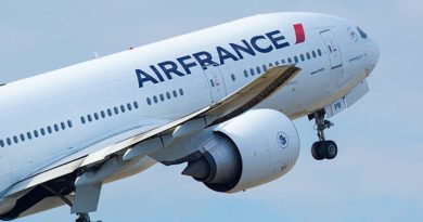 Air France mise sur Starlink de Musk pour le Wi-Fi en vol, un choix qui passe mal
