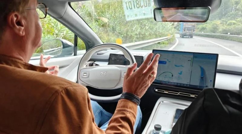 Alain Devos, expert automobile : les marques chinoises dominent, les européennes en difficulté