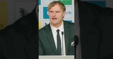 All Blacks : Robertson et Barrett analysent la défaite face à l'Angleterre