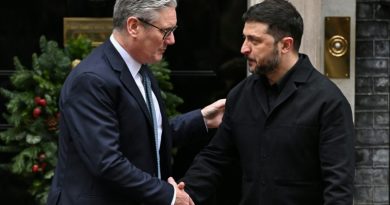 Après les critiques de Trump, les Européens affichent leur solidarité avec Zelensky