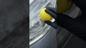 Astuce étonnante pour un lavage de voiture efficace !