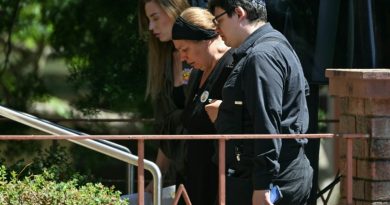 Attentat de Sydney: l'Australie enterre une victime de 10 ans et promet de sévir contre l'extrémisme