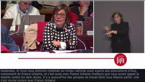 Audrey Linkenheld propose une motion pour réguler les loyers commerciaux.