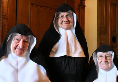 Autriche : les nonnes rebelles évadées de leur maison de retraite vont pouvoir rester au couvent mais devront abandonner leurs réseaux sociaux
