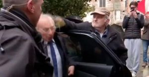 En mars 2022, c'est Eric Zemmour qui avait été sa cible.