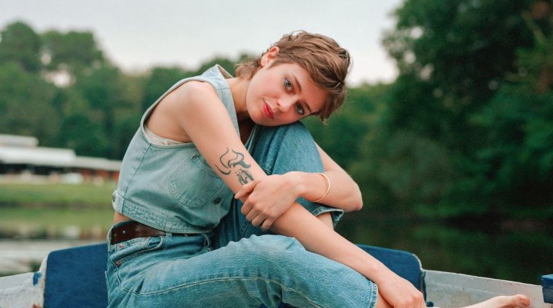 Barbara Forstner, chanteuse folk : le cœur à nu au fil de ses chansons et de ses mots