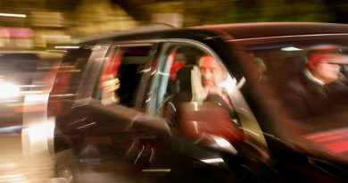 Bélarus: le prix Nobel de la paix Bialiatski et l'opposante Kolesnikova libérés