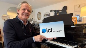 Bienvenue chez le pianiste Jean Pierre Bertrand à Beaune - ICI