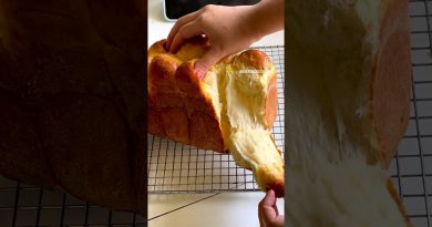 Découvrez la Brioche Tangzhong : Un Pain Révolutionnaire ! Brioche moelleuse au Tangzhong : l'art de la boulangerie
