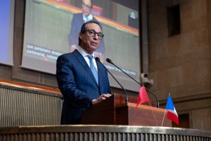 Visite de M. Abdelkader Amara, Président du CESE du Maroc, au Conseil économique, social et environnemental