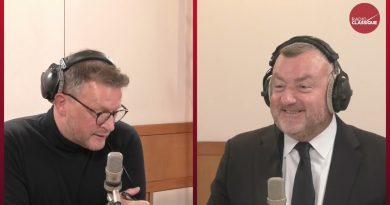 Canal+ : Gérald-Brice Viret dévoile une vision audacieuse Canal+ : Une position éditoriale unique, selon Gérald-Brice Viret