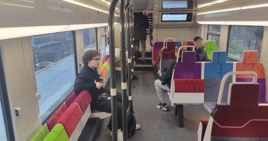 « C’est plus gai » : le déploiement des trains de nouvelle génération se poursuit sur le RER D