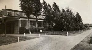 Cet employé de l'usine Bata reçoit pour Noël... une lettre de licenciement