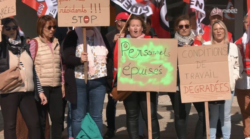 Challans : Manifestation des syndicats et du personnel à l'EHPAD