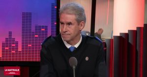 Christian Varone: "Le propre d’une bonne police, c’est de s’adapter à l’évolution de la criminalité" | RTS