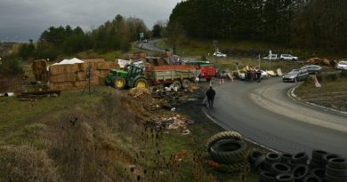 Colère agricole: des barrages levés, mais pour mieux revenir en janvier