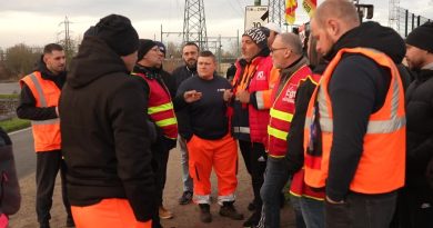 Colère des éboueurs : les salariés accusent leur employeur d'entraver le droit de grève