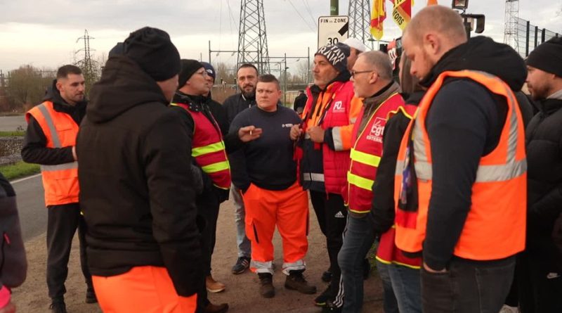 Colère des éboueurs : les salariés accusent leur employeur d'entraver le droit de grève