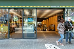 Courses à moitié prix: des Français franchissent la frontière pour acheter en Espagne