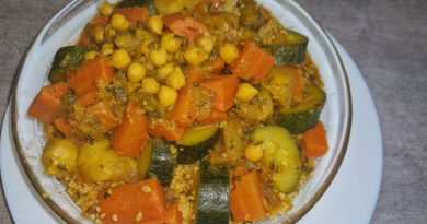 Préparez un couscous végétarien en 30 minutes, sans couscoussier ! Couscous végétarien rapide en 30 minutes, sans couscoussier !