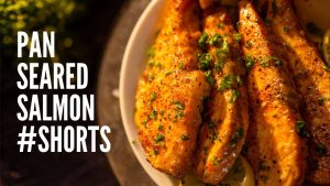 Cuisson du saumon à la poêle : citron et beurre