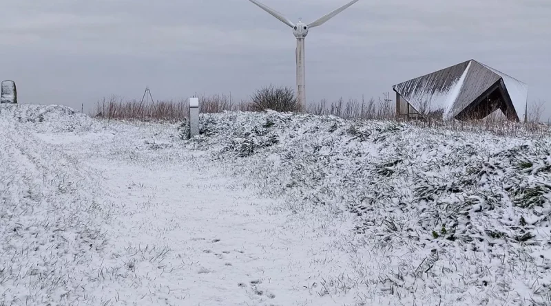 DIRECT - La moitié de la Bretagne se réveille sous la neige [En images]