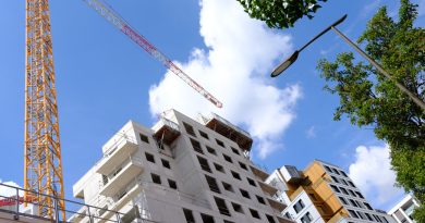 Loi Huwart : Une avancée majeure pour simplifier l’urbanisme en France DOSSIER - Loi Huwart : une avancée pour simplifier l'urbanisme et le logement