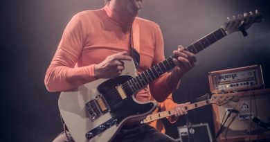 Didier Super : Concert Énergique et Inoubliable à ne pas Manquer !