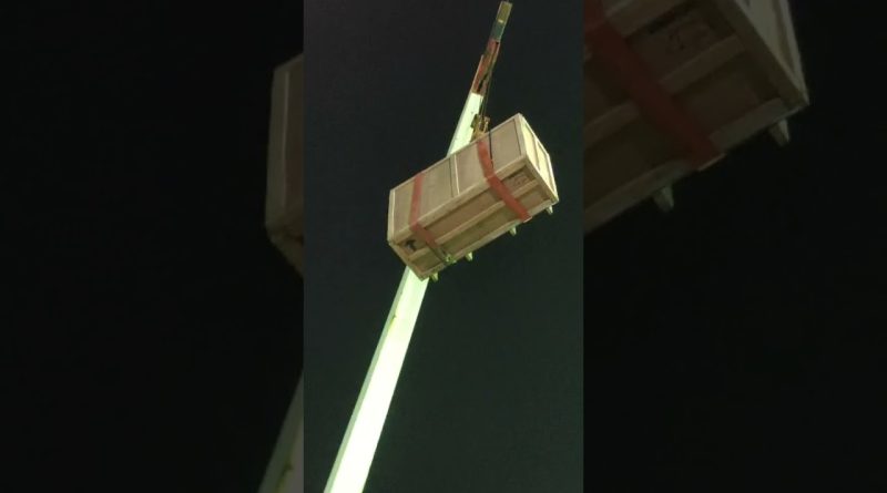 Déchargement de Cargo : Du Navire au Camion