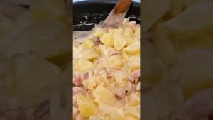 Découvrez la délicieuse tartiflette ! 😍