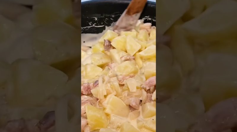 Découvrez la délicieuse tartiflette ! 😍