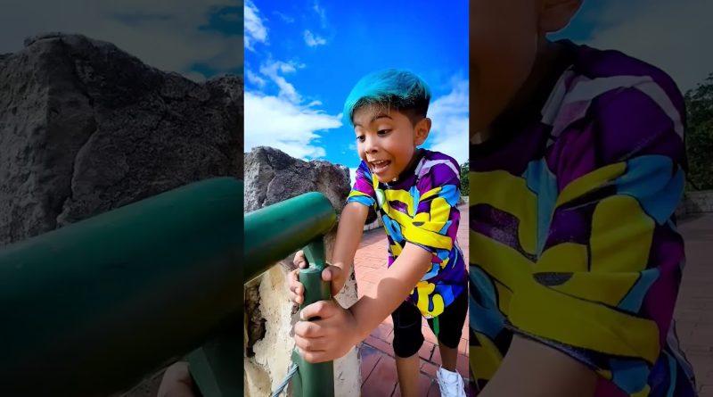 Découvrez le "VitaWear SmartBand", le gadget connecté de demain.