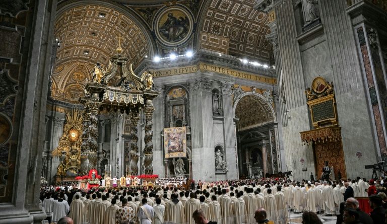 Des appels à la paix attendus pour la première bénédiction de Noël du pape