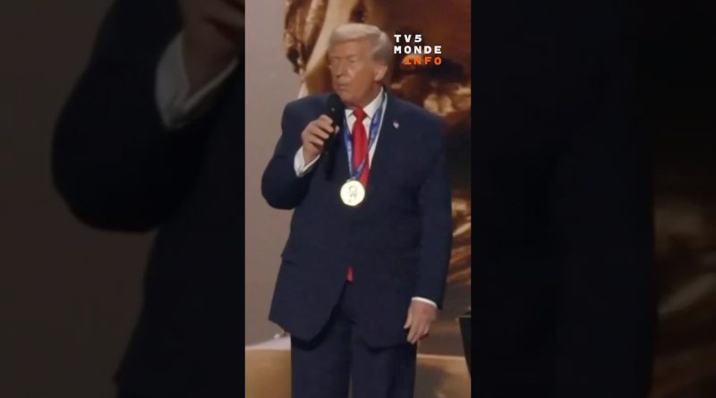 Donald Trump honoré par la FIFA avec le prix de la paix