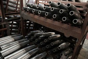 "D'une production quasi à l'arrêt" à 15 000 unités par mois : la dernière usine française d’obus signe un contrat majeur