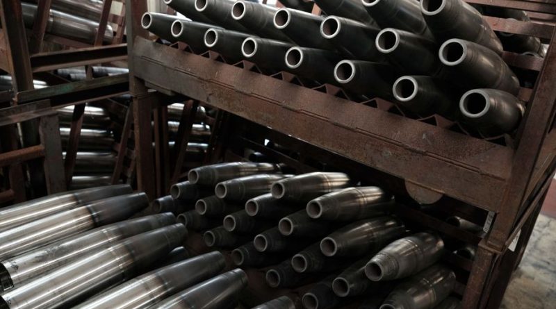 "D'une production quasi à l'arrêt" à 15 000 unités par mois : la dernière usine française d’obus signe un contrat majeur