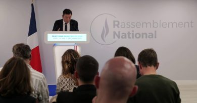 🔵 EN DIRECT | Municipales 2026 : Julien Sanchez s'exprime