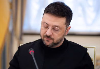 EN DIRECT, guerre en Ukraine : alors que les attaques russes continuent pendant Noël, Volodymyr Zelensky dit avoir « affaire à des barbares »