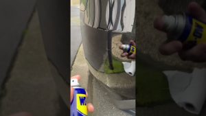 Éliminez les rayures de votre voiture facilement !